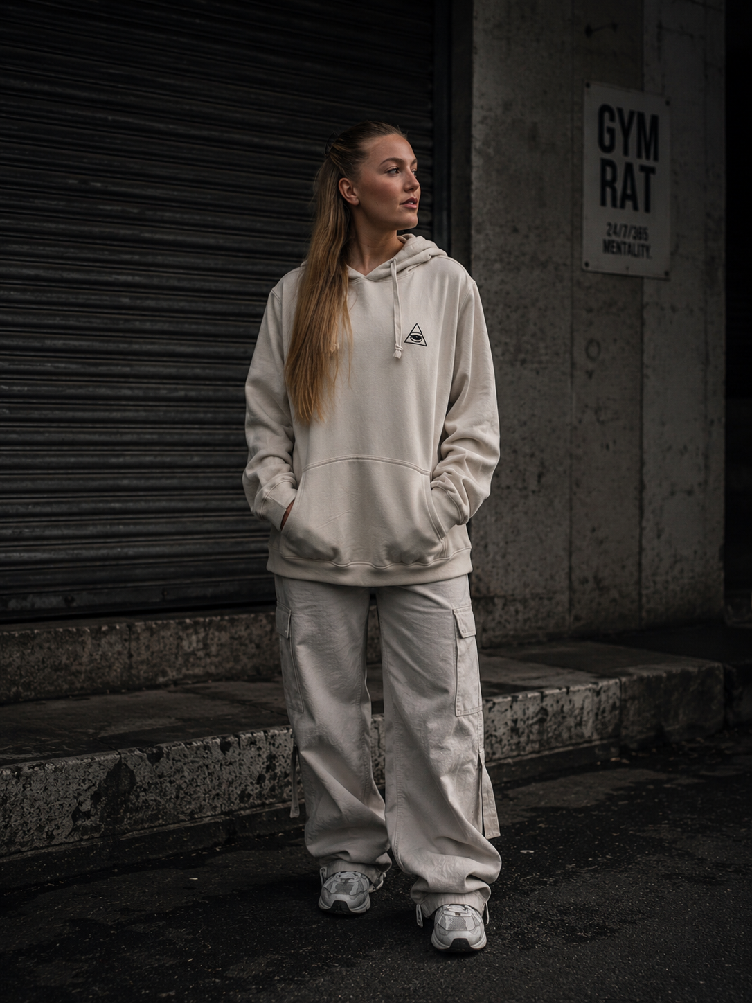 HOODIE BEIGE DARK COLECTION