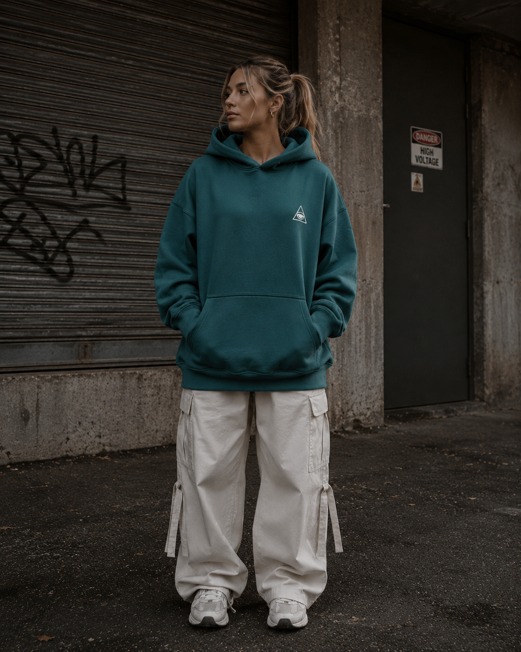 HOODIE VERDE ESSENTIAL