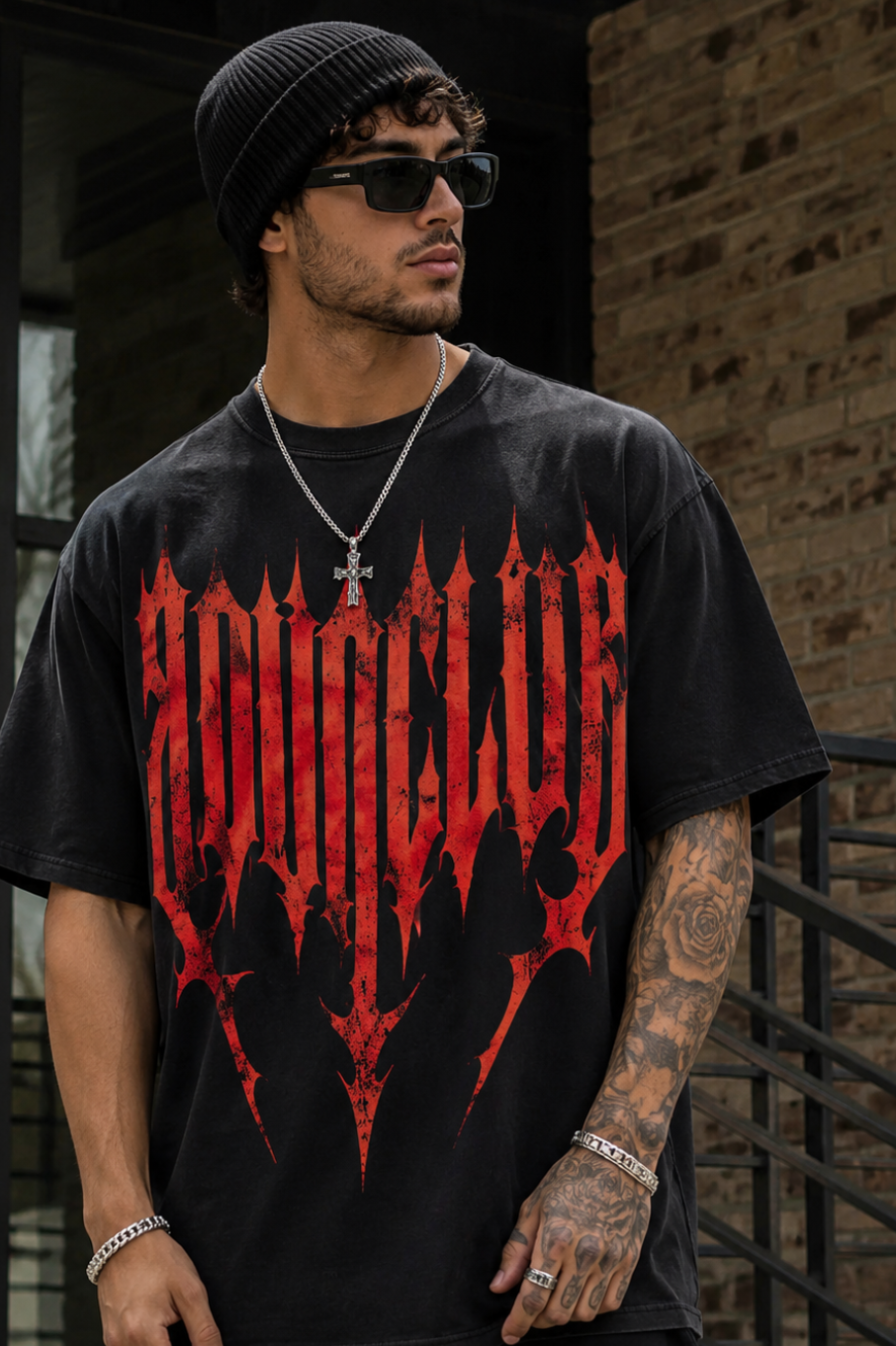 POLERA NEGRA CON ROJO ADN DARK COLECTION
