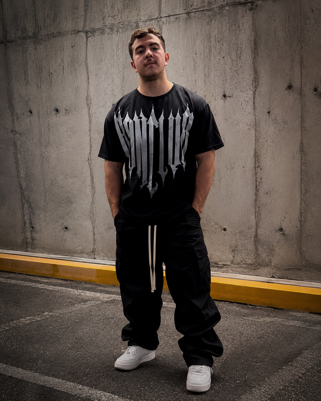 POLERA NEGRA ADN